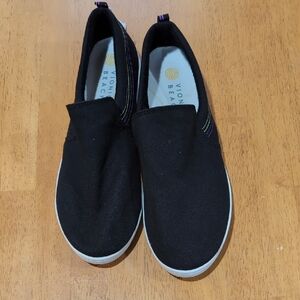 Vionic Black Slip-On Sneakers